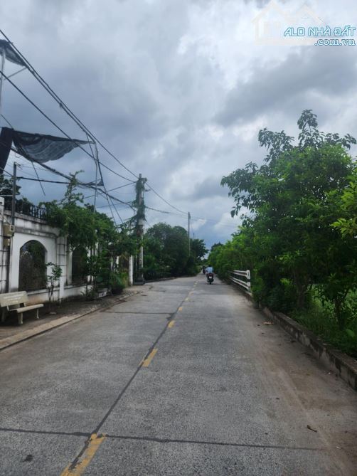 BÁN ĐẤT VIEW BỜ KÊNH MT THẠNH LỘC 25 Q. 12- DT 130m2 (7x19)- nhỉnh 6💰