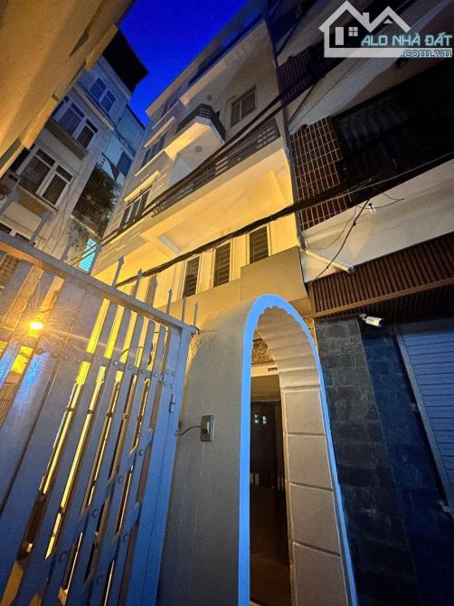 💎 BÁN NHÀ LÔ GÓC TRẦN CUNG – HOÀNG QUỐC VIỆT, CẦU GIẤY – 40M2, 5T 💎CỰC GẦN PHỐ