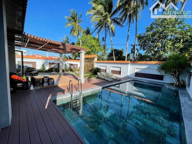 Bán 2 căn villa liền kề nhau tại Mũi Né, TP, Phan Thiết, Bình Thuận, nội thất cao cấp