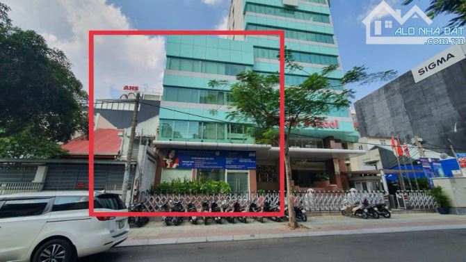 Bán mặt tiền Trần Nhật Duật, quận 1. (8x19m 4 tầng) HĐ thuê 200 triệu. Giá 89 tỷ TL