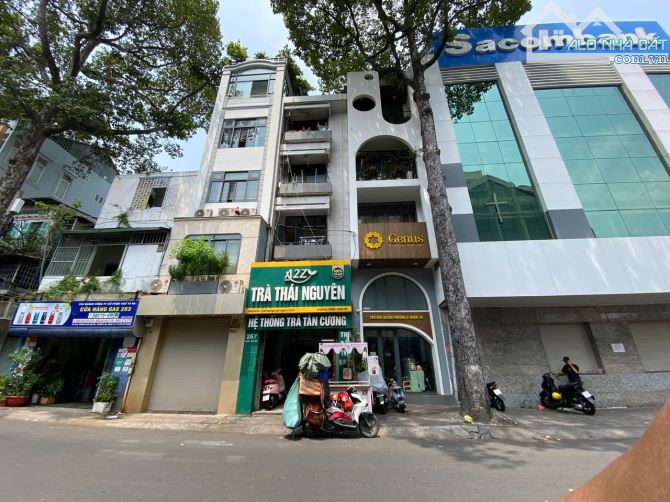 bán gấp MT 269 Ngô Quyền Q10 DT 3,4x12,25 6 tầng giá 20 tỷ