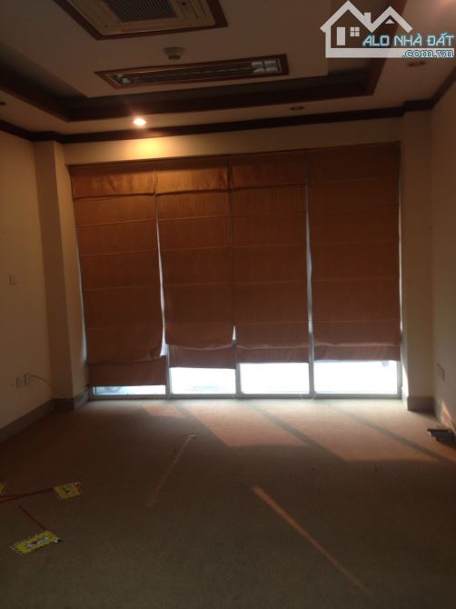 Cho thuê văn phòng 25m2,50m2,120m2,200m2 mặt phố Lê Trọng Tấn, quận Thanh Xuân