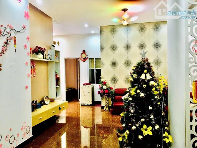 Siêu Phẩm Mt Đường Nguyễn Du, Dt 405m2, Ngang 9,5m, Đường 10m, Giá 50 Tỷ