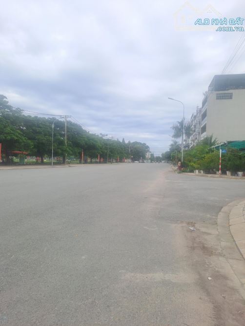 🎯 BÁN ĐẤT KHU CÔNG VIÊN AN SƯƠNG - TÂN HƯNG THUÂN - ĐƯỜNG 32M - DT 4M5X20 VUÔNG ĐẸP SHR💢