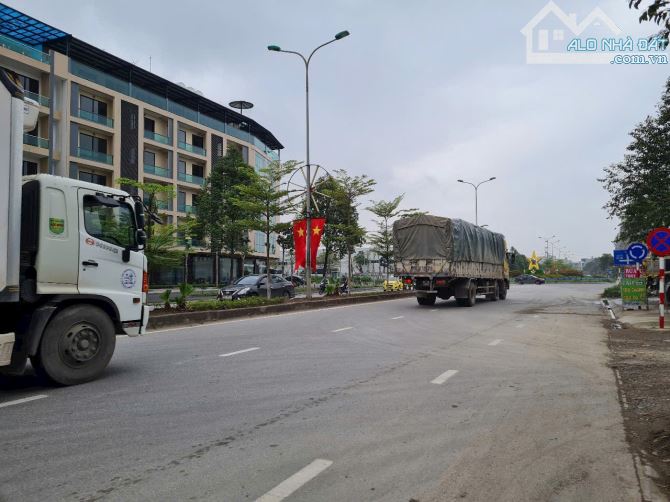 CC BÁN ĐẤT MẶT ĐƯỜNG ĐÔI 295, LÝ THÁNH TÔNG, TỪ SƠN VỊ TRÍ KINH DOANH BẤT CHẤP.