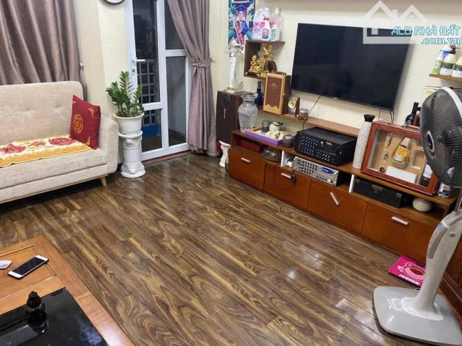 NHÀ KIẾN HƯNG 40M2 5T PHÂN LÔ - Ô TÔ TRÁNH - VỈA HÈ - KINH DOANH - GIÁ TỐT