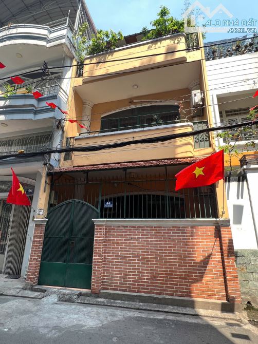 (VIP) Bán nhà CỰC ĐẸP ngang 5m Mặt tiền đường Trương Hoàng Thanh Khu K300 16 tỷ TL