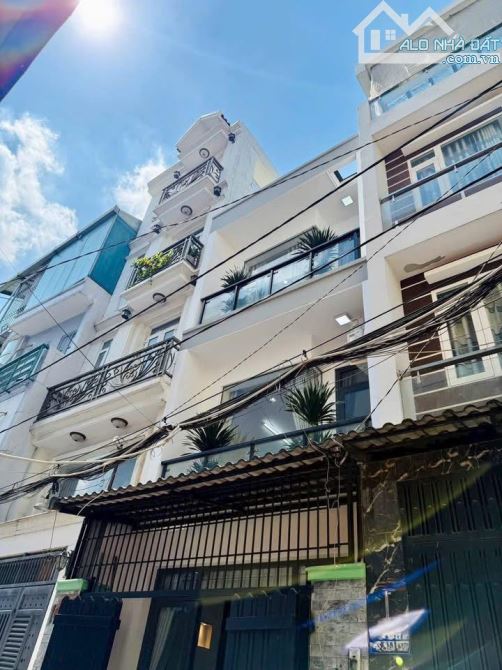Bán nhà hẻm xe hơi Bùi Quang Là, 4x13m, nhà 3 lầu giá chỉ 6,3 tỷ
