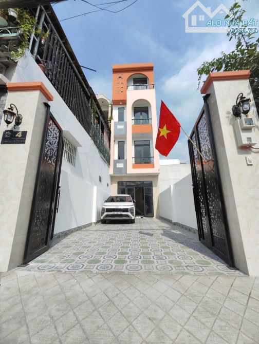 NHÀ PHỐ MT KÊNH TL28, Q.12 – CHỈ CÒN 7,59 TỶ (TL) 5 TẦNG. 7PN. 4.2x30 122m2 gần 400m2 sàn