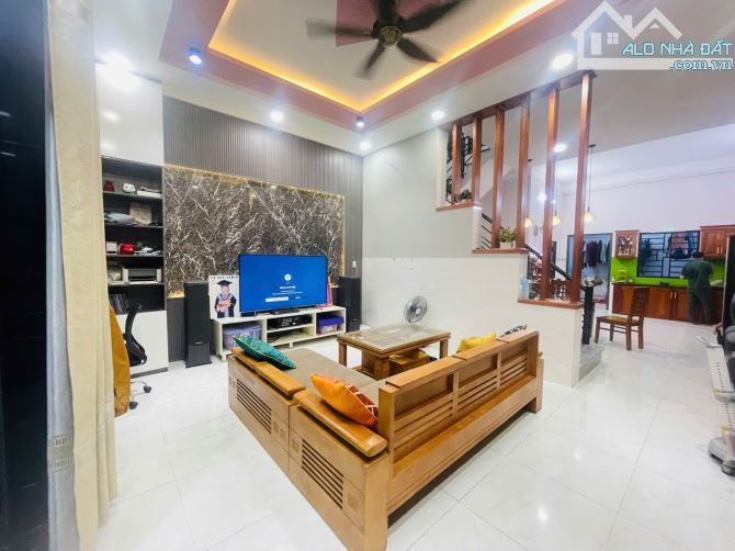BÁN NHÀ, 2 TẦNG 3PN 144 M2(6X24)HOÀN CÔNG, KDC ĐƯỜNG 16M, VĨNH PHÚ 41 NHỈNH 6 TỶ TL CHỦ
