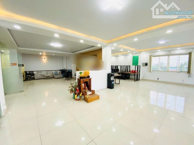 MẶT TIỀN HÀ HUY GIÁP Q12 - 6 TẦNG 180M2 ( 9M X 20M) - CÓ THANG MÁY -