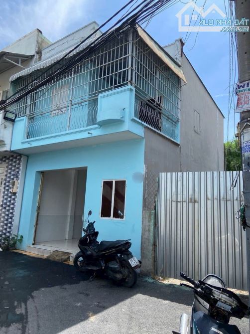 Bán nhà 1 trệt 1 lầu ngay cầu vượt Gò Dưa – gần chợ Đầu Mối Thủ Đức- giá chỉ 2.5 tỷ
