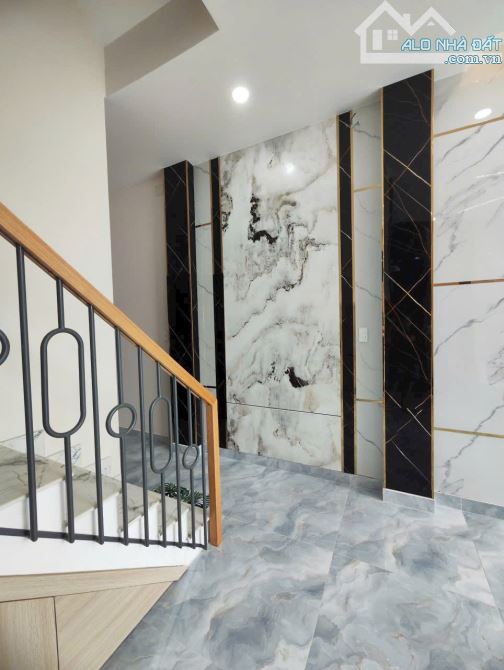 NHÀ PHỐ MT KÊNH TL28, Q.12 – CHỈ CÒN 7,59 TỶ (TL) 5 TẦNG. 7PN. 4.2x30 122m2 gần 400m2 sàn - 10