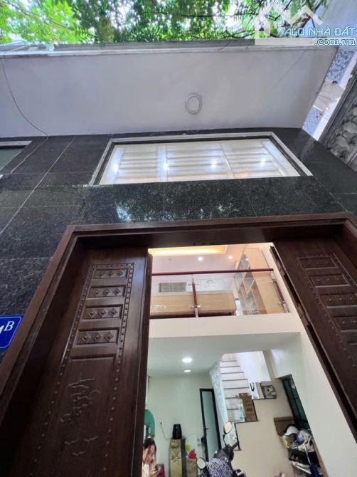 CHÍNH CHỦ BÁN NHÀ TẶNG FULL NỘI THẤT CHỦ NHÀ LÀM ĂN CÓ LỘC CHUYỂN RA MẶT PHỐ –CHỈ 7,5 TỈ - 1
