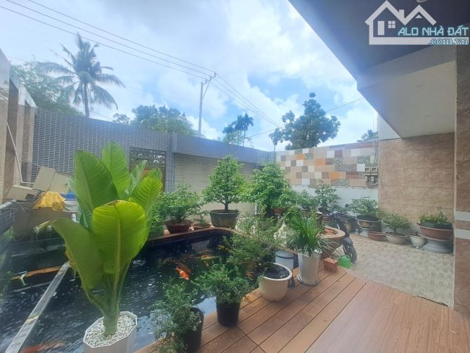 Biệt thự sân vườn 10x23m, An Phú Đông, Q.12 - 1