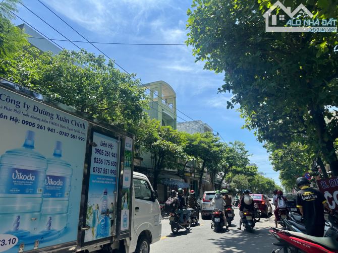 MẶT TIỀN NGUYỄN CÔNG TRỨ - 65 tỷ - 1