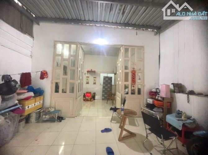 Cần Bán Gấp Nhà gần Vạn Phúc City, Rẻ Hơn TT 15%, Hẻm 8m, 79m² Vuông Vức, Giá Ngộp Chỉ 6 - 1