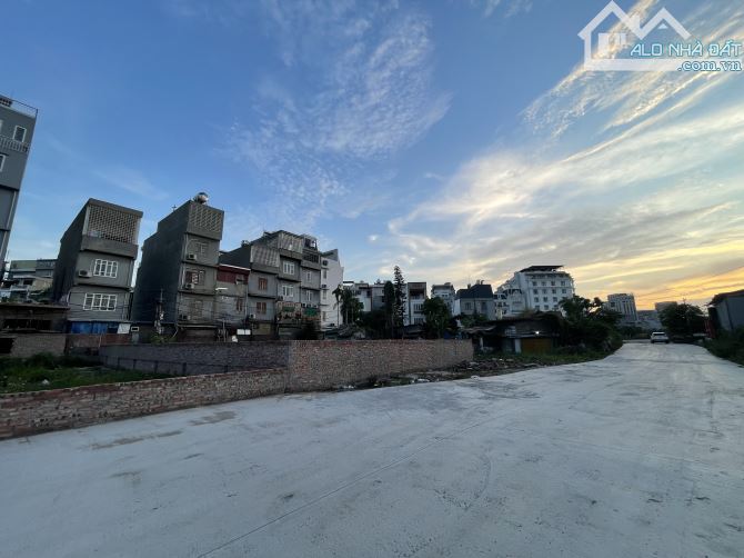 375m2 đất Lô 3D Lê Hồng Phong gần Khánh Hội - Ngang 15m - Đường 40m - 1