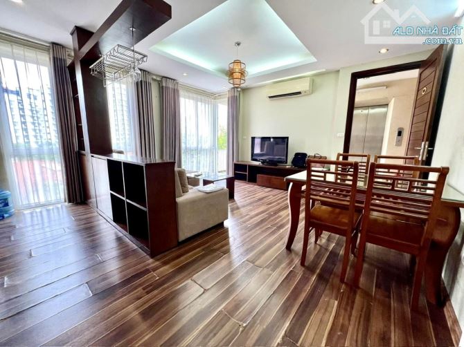 Bán Tòa  APARTMENT Xuân Diệu lô góc thang máy, Dt 75m2, mt 14m, ô tô đỗ cửa. - 1