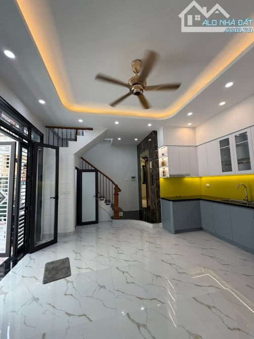 Bán gấp nhà mỗ lao hà đông, hàng xóm làng việt kiều, gần hồ ở sướng - 1