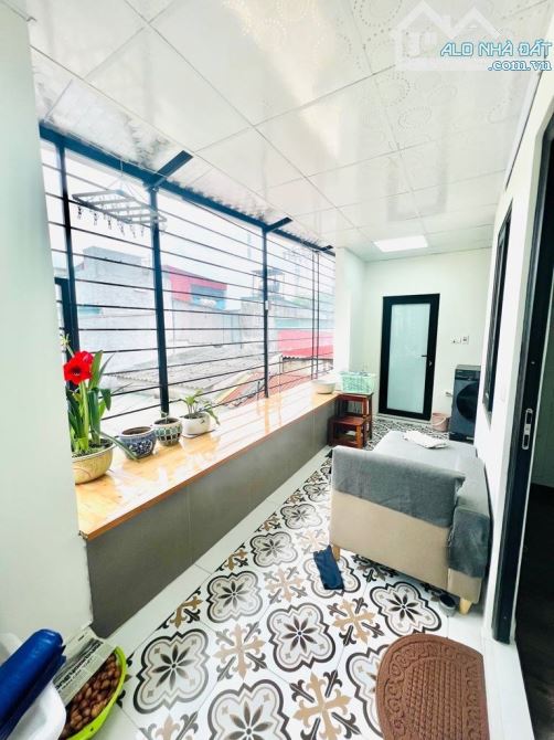 Bán Căn Hộ Tập Thể Tầng 2 – Khu Vĩnh Hồ, Đống Đa – 68m² Thực Tế – Giá 3.5 Tỷ - 1