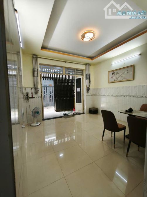 Bán nhà ở Thạnh Lộc 15, 2 TẦNG, DT 4 x 9, giá 2ty9 - 1