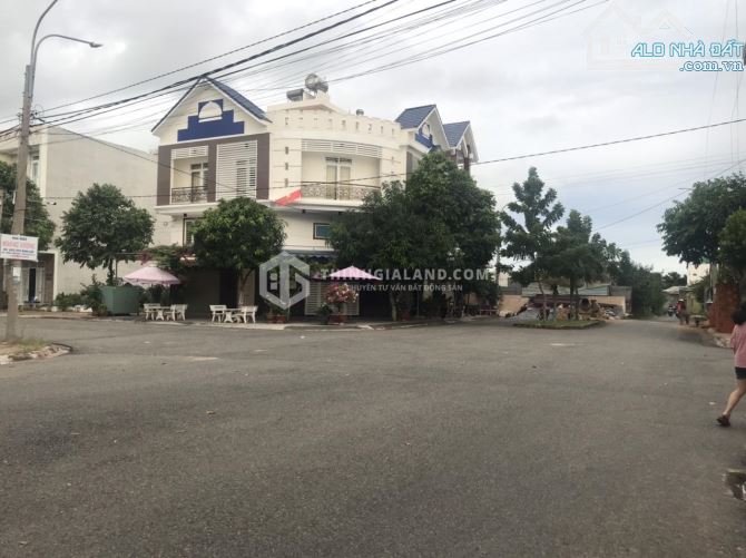 Chỉ 8,2 tỷ sở hữu căn nhà 1 trệt 2 lầu khu nội bộ 855 Bình Giã trục đường chính - 1