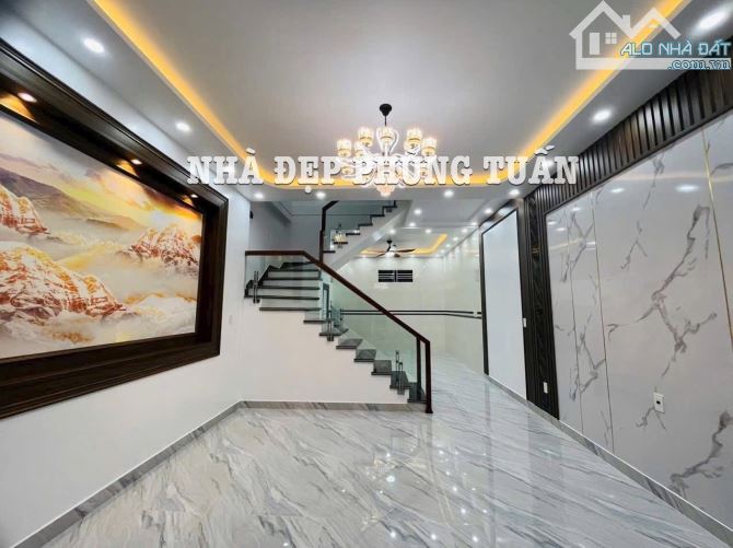 P Tuấn. Xây mới tinh tại hồ sen . Nhà 42M² x 4 TẦNG – NHÀ có Sân CỔNG Rộng Thênh thang - 1