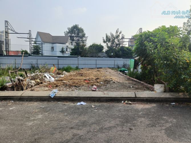Q9, ĐẤT NỀN THỔ CƯ HẺM 6M ĐƯỜNG NGUYỄN XIỂN, SÁT VINHOMES - 75M2 - GIÁ NHỈNH 3 TỶ - 1