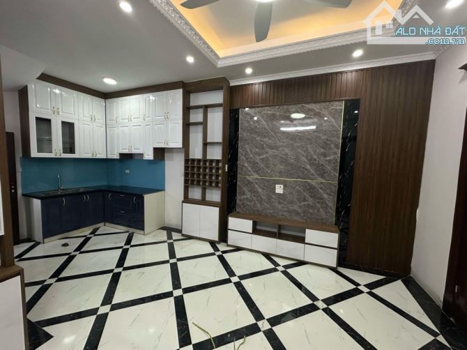 Bán nhà Nguyễn Văn Linh 45m mặt tiền rộng, 10m ôtô - 1