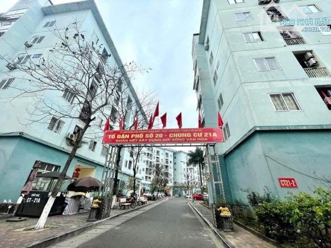 Bán căn chung cư  Việt Hưng - toà 6 tầng thang bộ diện tích 52m - 1