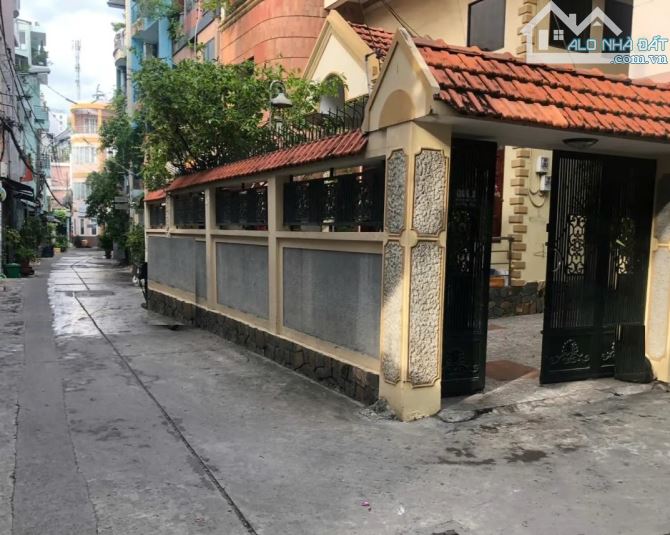 BIỆT THỰ 2 MẶT TIỀN PHAN XÍCH LONG, PHÚ NHUẬN – 10M*20M, 240M² - TRÁI TIM SÀI GÒN - 38 TỶ - 1