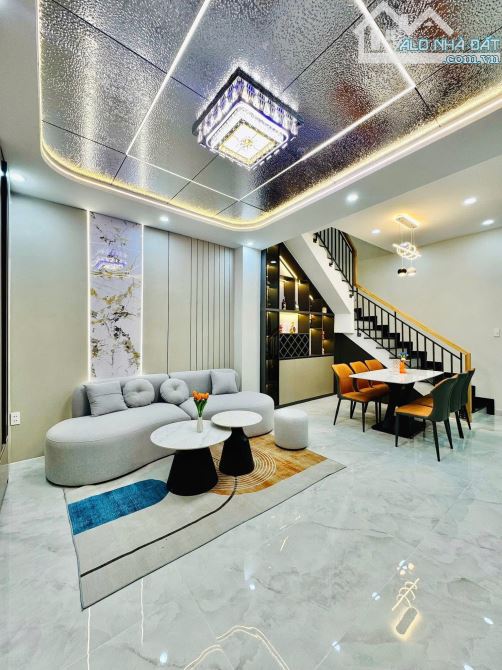 🔥 SIÊU RẺ NHÀ 2 MẶT TIỀN GÒ VẤP ĐỐI DIỆN ĐẠI HỌC CÔNG NGHIỆP CHỢ GÒ VẤP – CHỈ 5,68 TỶ 🔥 - 1
