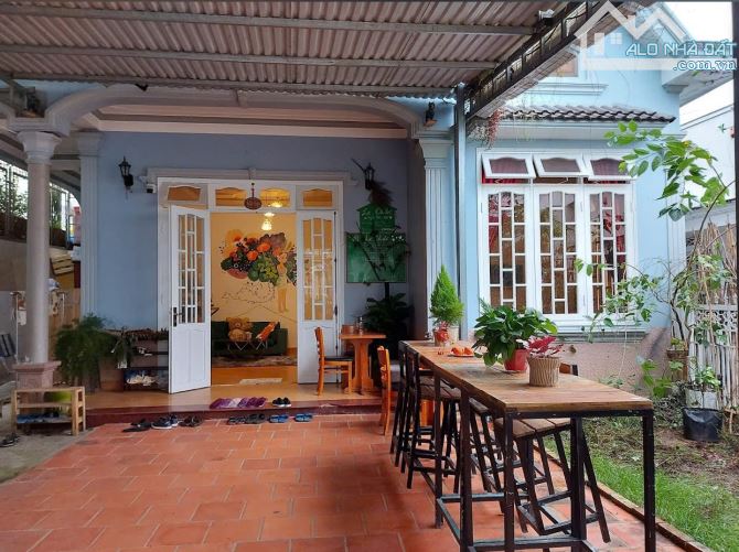 Cần bán Villa view Siêu Đẹp, DT 12x 19 mét, thung lũng cá đường Đặng Thái Thân, Đà Lạt - 1