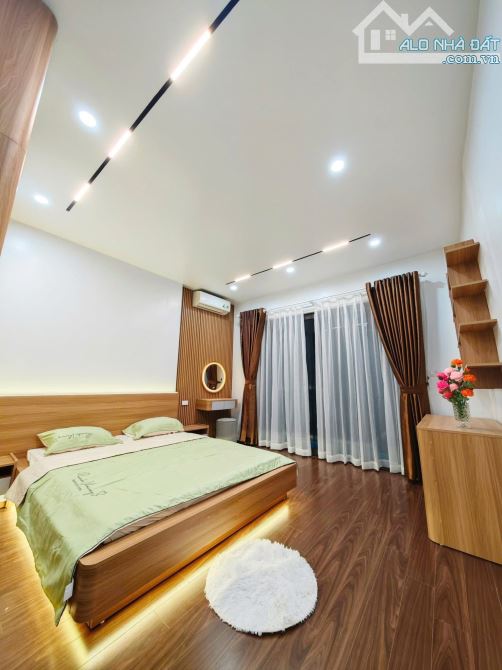 Trần Khát Chân - Nhà mới coong, thang máy - 46m*5T - 10.8 Tỷ - Giá tốt - 1