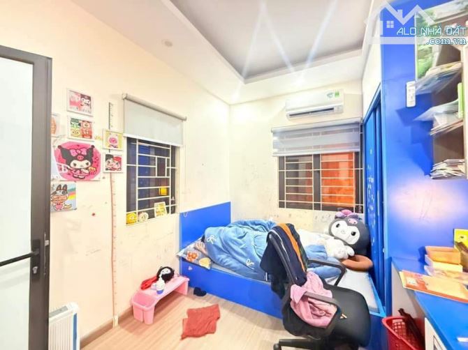 6.2 tỷ, Ngõ 35 Cát Linh, 10m ô tô tránh, 25m2, 5 tầng dân xây - 1