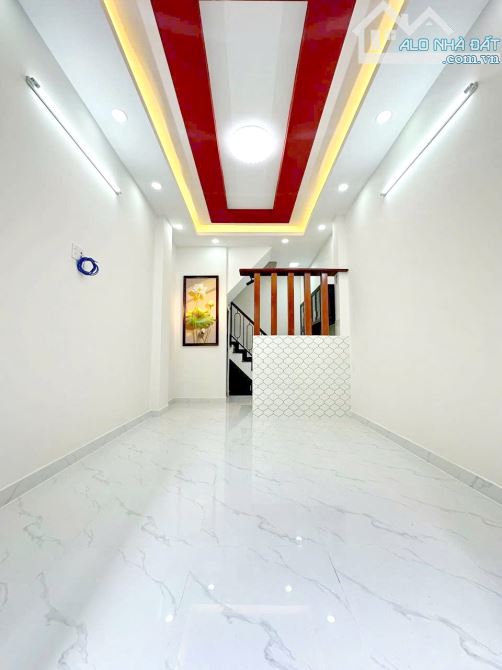 Bán nhà nhỏ 2 lầu hẻm Âu Dương Lân Phường 3 Quận 8 - 1