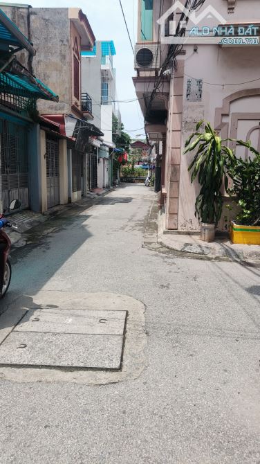 🌈🌈 Bán nhà 80m2 trung tâm Sở Dầu, Hồng Bàng- Giá chỉ 2,9 tỷ ngõ ô tô - 1