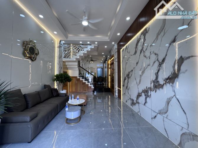 📍 BÁN NHÀ THỚI AN, QUẬN 12–SÁT VÁCH GÒ VẤP–NHÀ ĐẸP 3 TẦNG, HẺM XE HƠI, GIÁ TỐT CHỈ 5.7 TỶ - 1