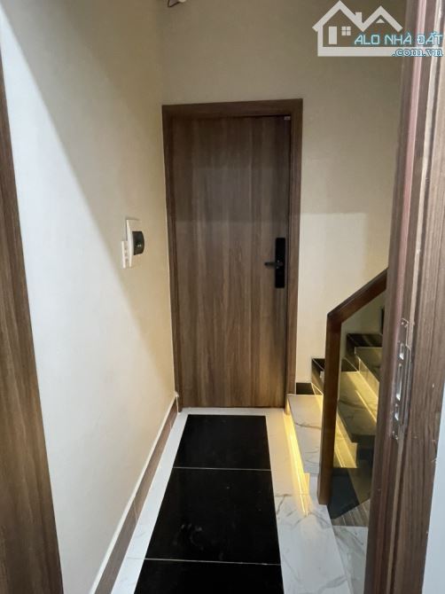 Bán CHDV đường hòa bình Phường 5 Quận 11 DT 4m x 16m 4 Tầng chỉ 8.7 Tỷ - 1