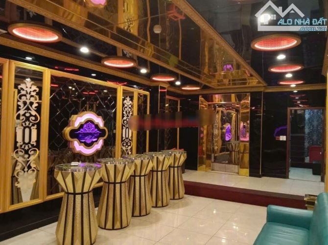 BÁN Tòa Nhà 61 Phòng, 2700 m2 - Mặt tiền Phường Trung Mỹ Tây, Q12 - 25mx23m - Chỉ 75 Tỷ. - 1