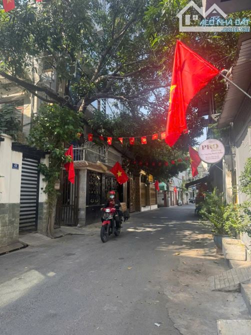 (VIP) Bán nhà CỰC ĐẸP ngang 5m Mặt tiền đường Trương Hoàng Thanh Khu K300 16 tỷ TL - 1
