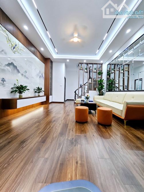 Trung Tâm Mỗ Lao: 42m*5tầng lô góc, 3 thoáng full nội thất, gần phố gần ô tô, chỉ 7tỷ6 - 1