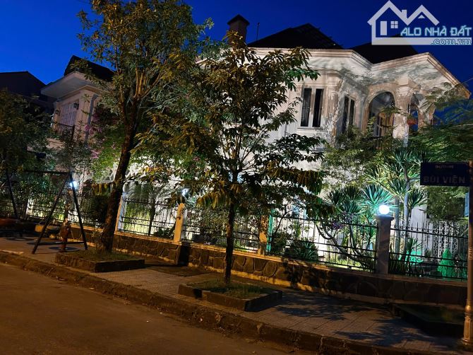🕋🕋 Cho thuê biệt thự 2 mặt tiền KQH Cầu Lim, Huế giá rẻ - 1