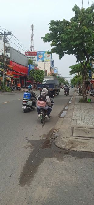 LÔ GÓC NGUYỄN ẢNH THỦ 💚💛❤️ 5TẦNG - 117M2 đủ _ NGANG 12M đẹp _ CÓ THANG MÁY  gần nữa Tỉ - 1