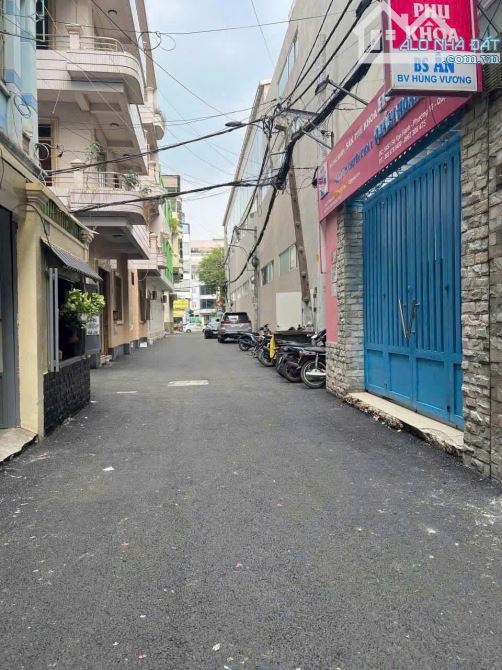 Bán nhà HXH Sư Vạn Hạnh P13 Q.10 ngang 4.2 60m2 4 tầng Giá 16.5 Tỷ Chốt - 1
