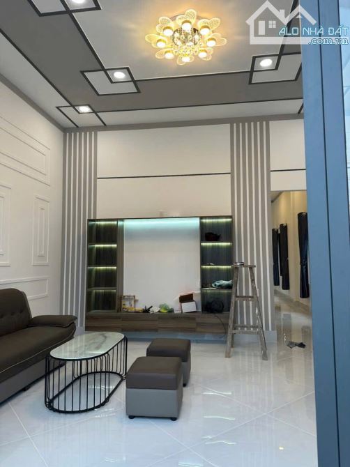 BÁN nhà mới hoàn thiện, 👉Có giấy phép xây dựng - 1