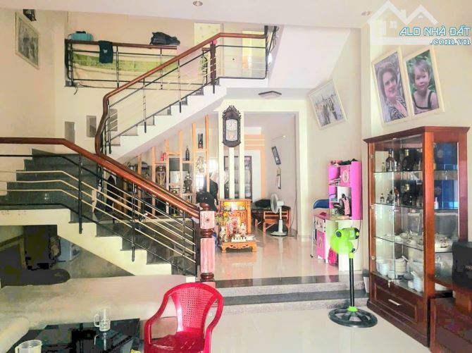 🔥[BÁN GẤP] nhà 3 tầng Kiệt Oto gần Cao Đẳng Thương Mại – DT 86m2, VÀO Ở NGAY, chỉ 3 tỷx - 1