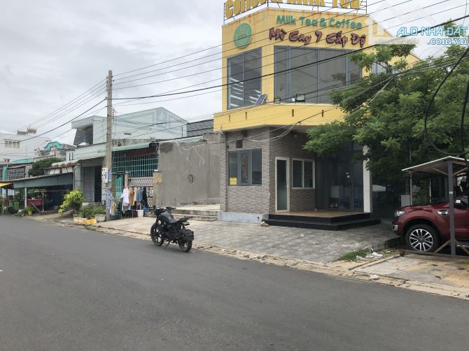 Góc 2 mặt tiền LẠC LONG QUÂN-TRẦN QUỐC TOẢN-HƯỚNG ĐÔNG NAM- Tt PHƯỚC HẢI DT 190m2-full thổ - 1