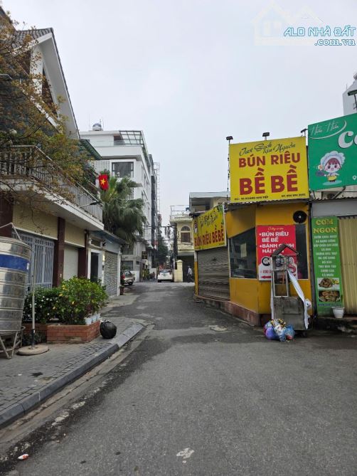 HOÀNG MINH ĐẠO 23 tỷ 100m NGÕ Ô TÔ,THÔNG THOÁNG,KINH DOANH,LONG BIÊN - 1